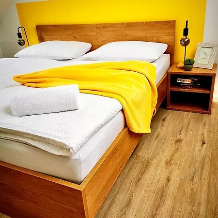 Rainbow House Homestay *