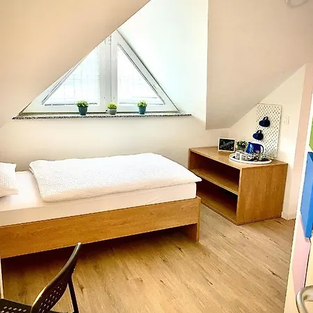 Rainbow House Ostanak kod kuće