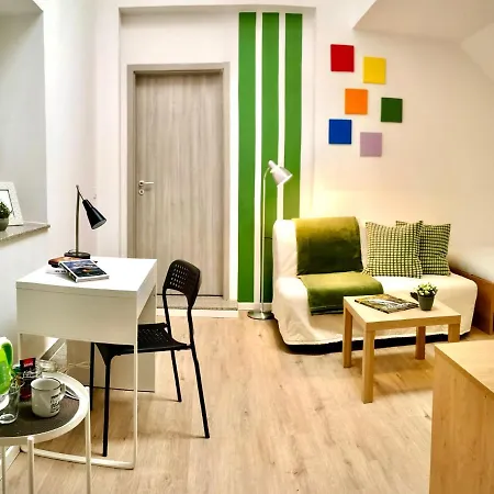 Homestay Rainbow House *