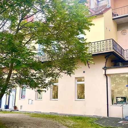 Homestay Rainbow House Maribor